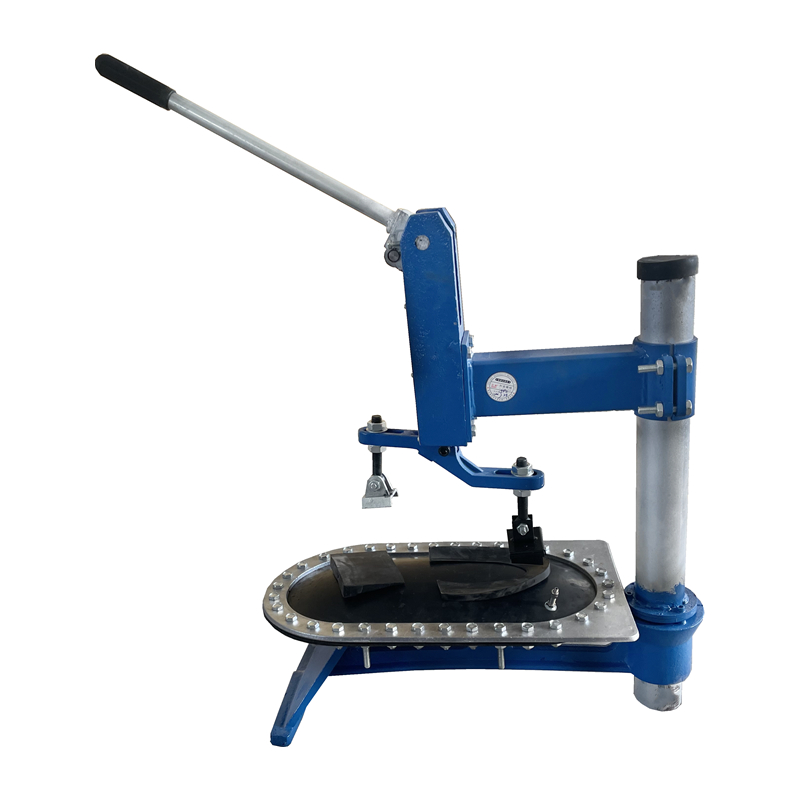 Workshop Tools Used - Machine automatique de pressage de semelles